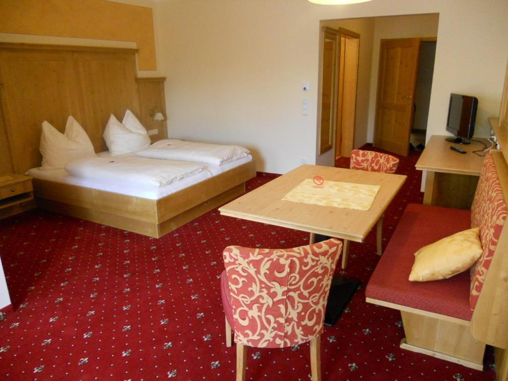 Ferienhotel Innviertel Kirchheim im Innkreis Eksteriør billede
